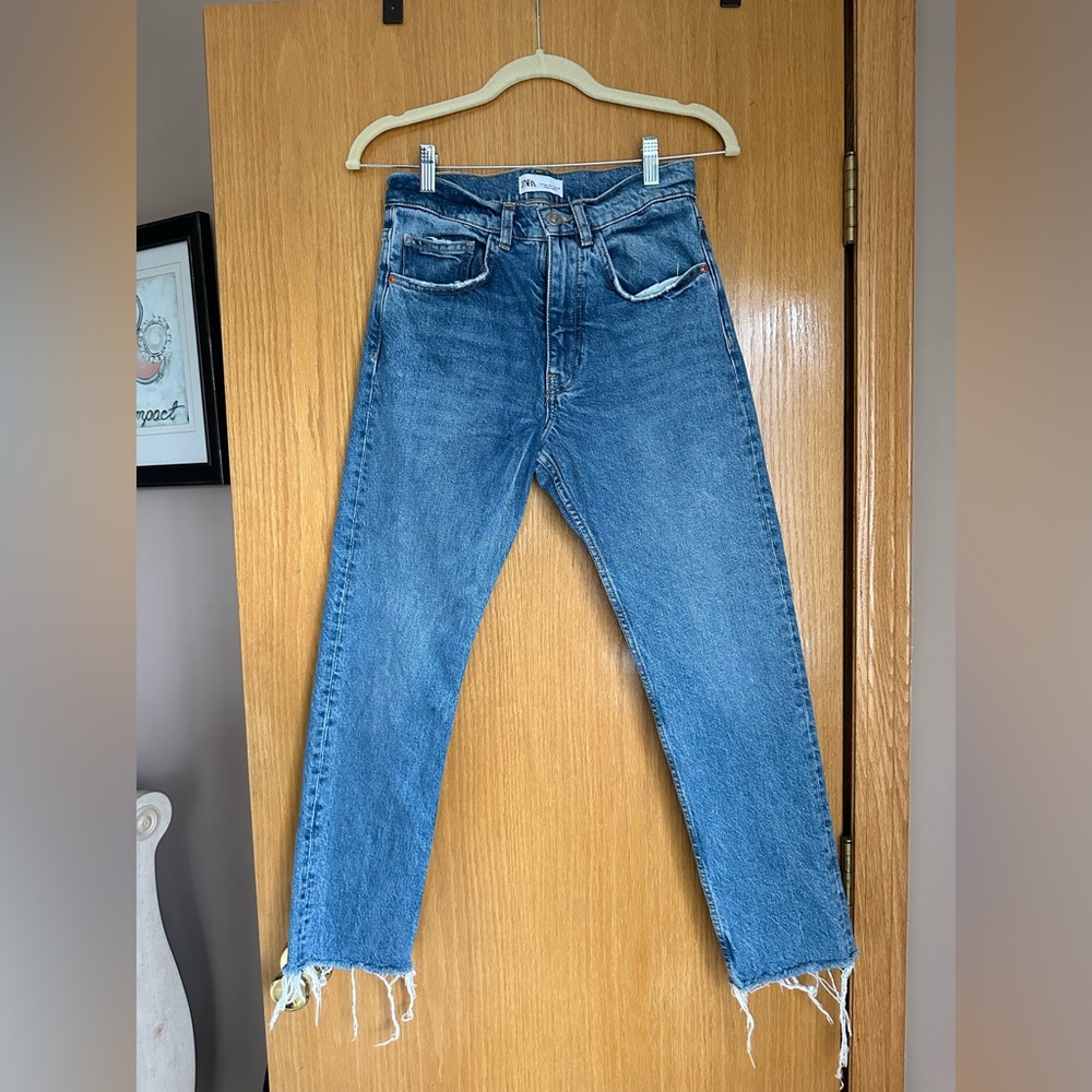 Zara Mom Jean Size 2